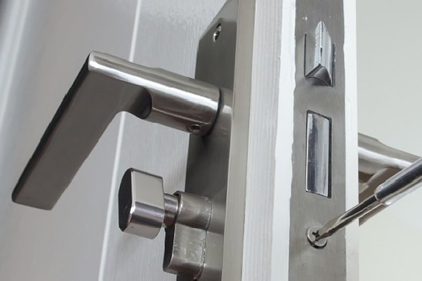 Locksmiths Coalville, upvc lock repairs in Ashby de la Zouch & Hinckley Leicestershire.